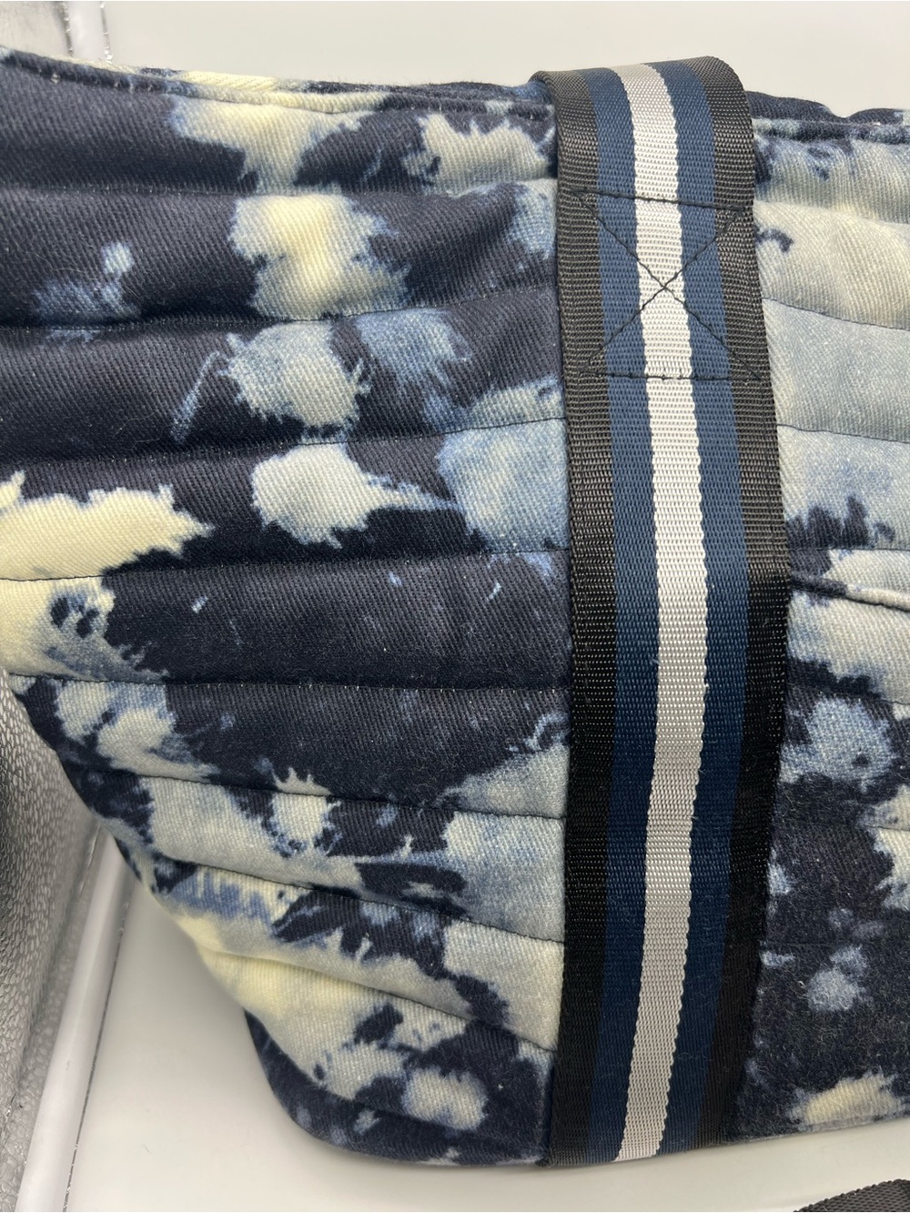 THINK ROYLN Wingman Denim Tie Dye Tote Weekender Duffel Carryon Overnight Bag - Picture 5 of 17